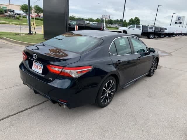 Thumbnail: 2018 Toyota Camry - 22