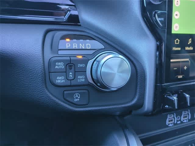 Thumbnail: 2026 RAM 1500 - 33