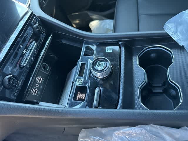 Thumbnail: 2025 Jeep Grand Cherokee L - 6