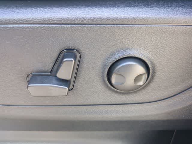 Thumbnail: 2026 RAM 1500 - 18