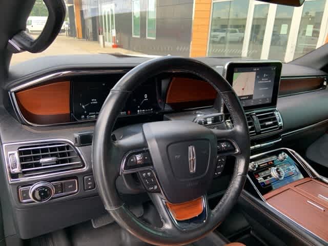 Thumbnail: 2020 Lincoln Navigator - 5