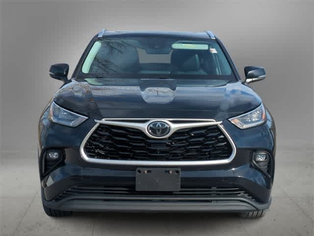 Thumbnail: 2020 Toyota Highlander - 3