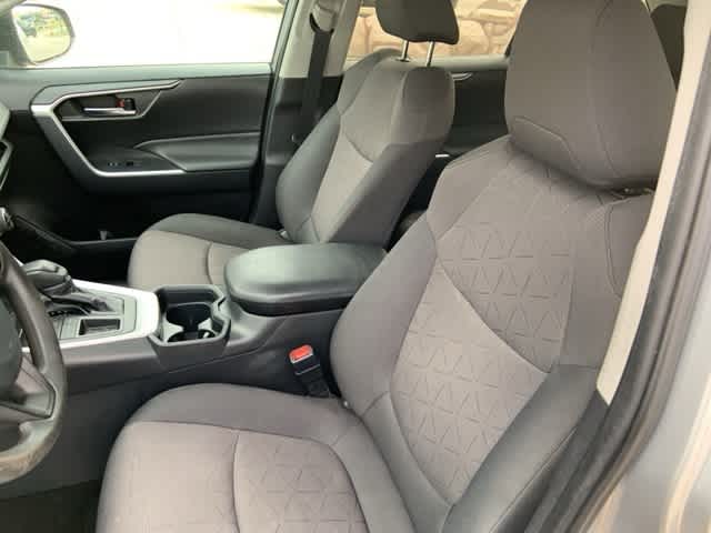 Thumbnail: 2019 Toyota RAV4 - 3