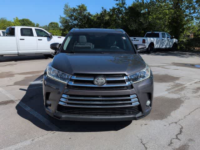 Thumbnail: 2017 Toyota Highlander - 3