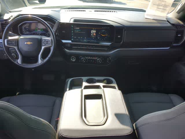 Thumbnail: 2022 Chevrolet Silverado 1500 - 16