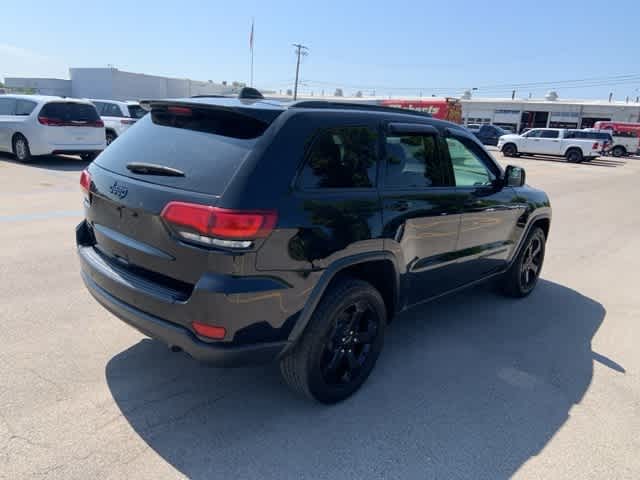 Thumbnail: 2018 Jeep Grand Cherokee - 26
