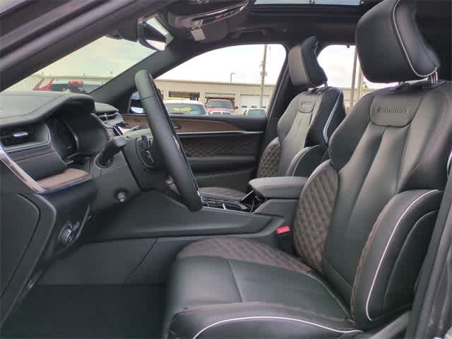 Thumbnail: 2025 Jeep Grand Cherokee - 17