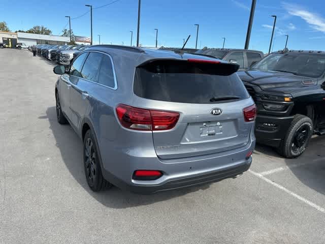 Thumbnail: 2019 Kia Sorento - 18