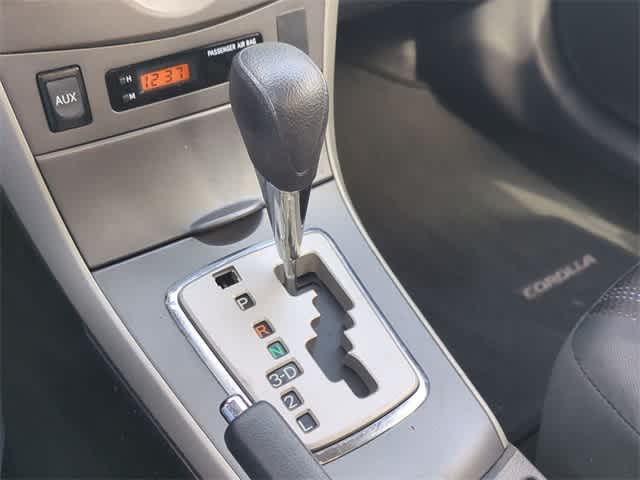 Thumbnail: 2011 Toyota Corolla - 29