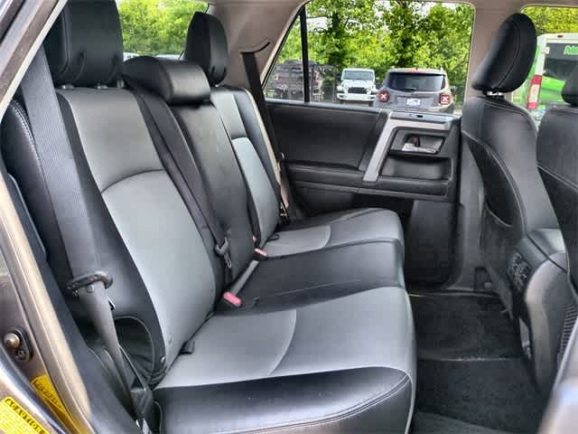 2023 Toyota 4Runner SR5 22