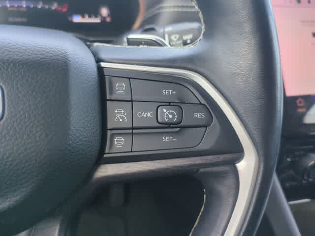 Thumbnail: 2022 Jeep Grand Cherokee - 27