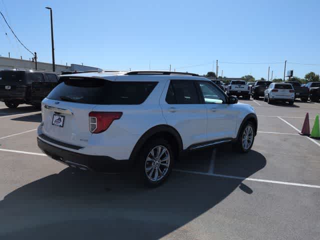 Thumbnail: 2023 Ford Explorer - 8