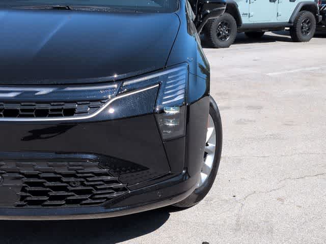 Thumbnail: 2027 Chrysler Pacifica - 11