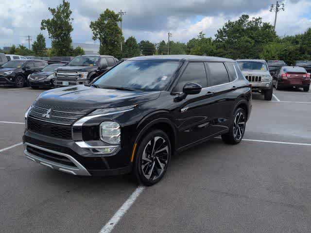 Thumbnail: 2025 Mitsubishi Outlander - 4