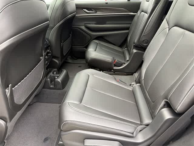 Thumbnail: 2025 Jeep Grand Cherokee L - 21