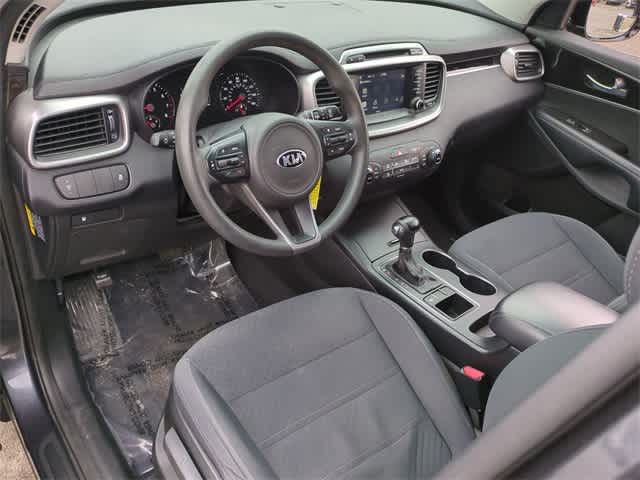 Thumbnail: 2018 Kia Sorento - 10