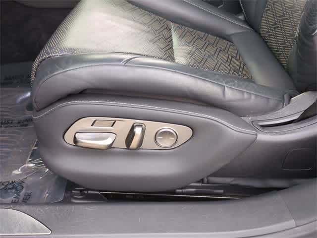 Thumbnail: 2022 Lexus LS - 19