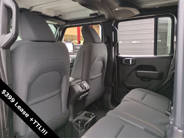 Thumbnail: 2026 Jeep Wrangler - 18