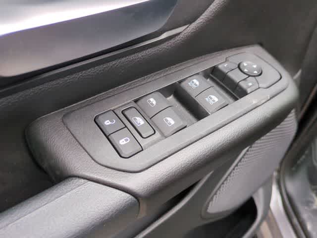Thumbnail: 2026 RAM 1500 - 18