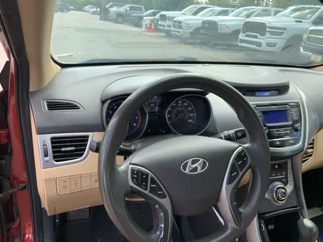 Thumbnail: 2013 Hyundai Elantra - 4