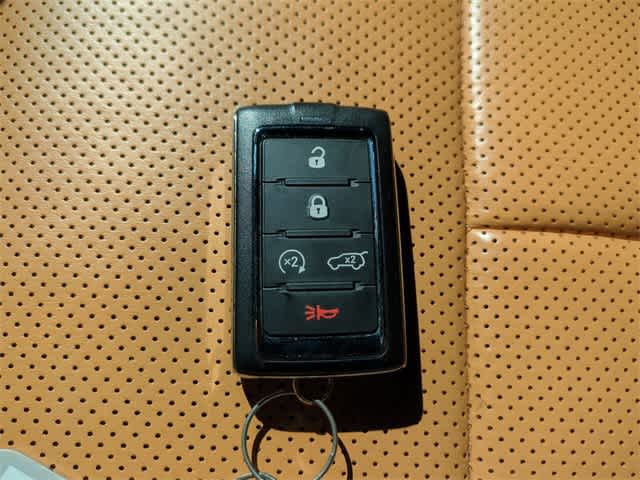 Thumbnail: 2023 Jeep Grand Cherokee L - 37