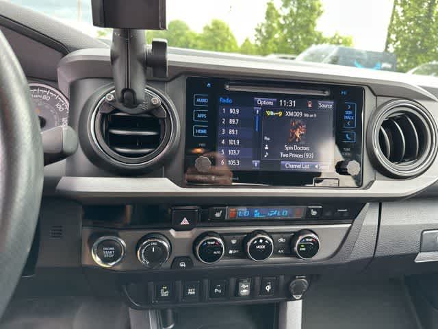 Thumbnail: 2017 Toyota Tacoma - 9