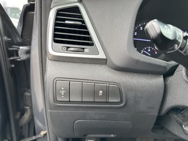 Thumbnail: 2017 Hyundai Tucson - 12