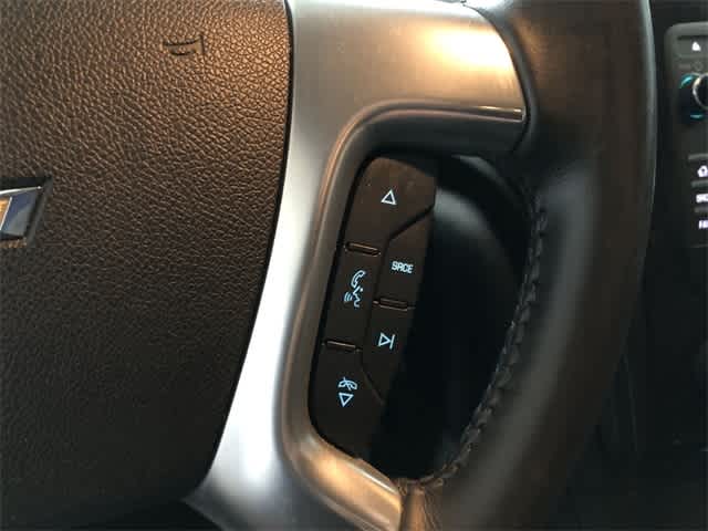 Thumbnail: 2017 Chevrolet Traverse - 16