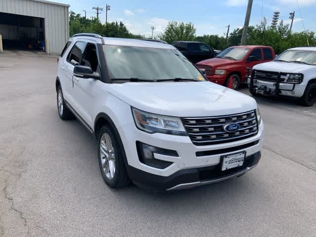 Thumbnail: 2016 Ford Explorer - 20