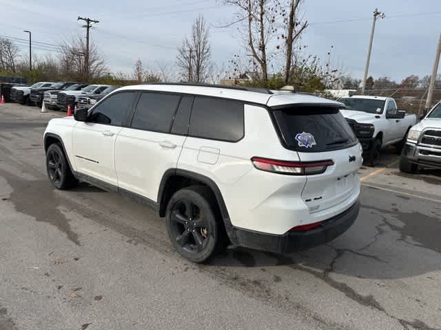 Thumbnail: 2023 Jeep Grand Cherokee L - 17