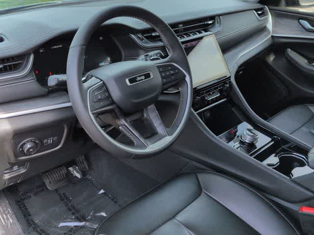 Thumbnail: 2023 Jeep Grand Cherokee - 10