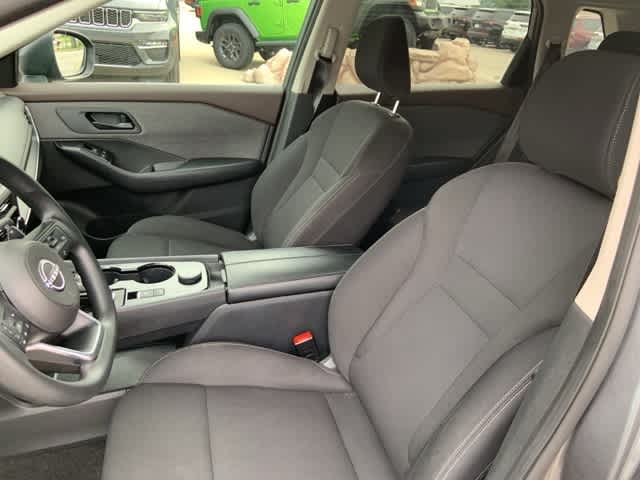 2023 Nissan Rogue S 4