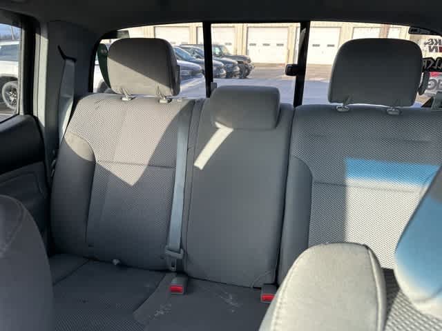 Thumbnail: 2015 Toyota Tacoma - 4