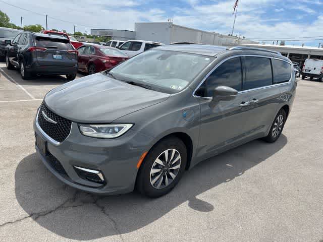 Used 2021 Chrysler Pacifica Hybrid Touring L with VIN 2C4RC1L75MR596604 for sale in Medford, OR