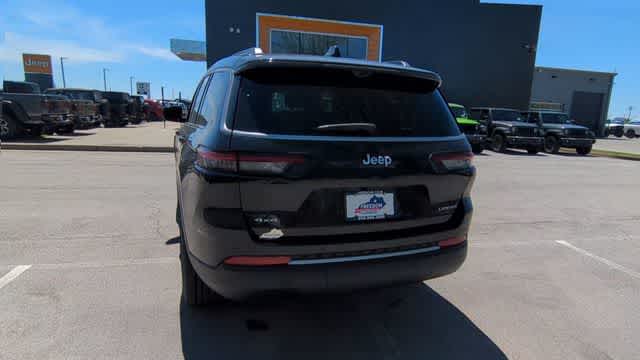 Thumbnail: 2026 Jeep Grand Cherokee L - 7