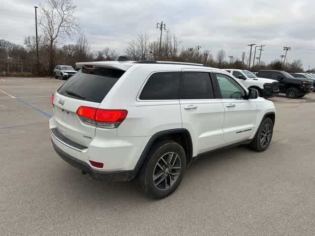 Thumbnail: 2017 Jeep Grand Cherokee - 23