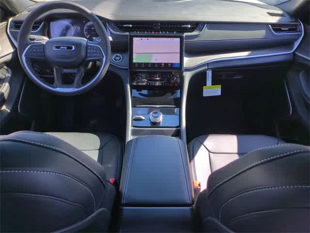 Thumbnail: 2025 Jeep Grand Cherokee - 16