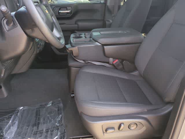 Thumbnail: 2023 Chevrolet Silverado 1500 - 17