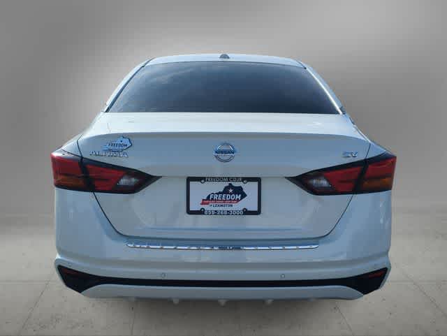 Thumbnail: 2022 Nissan Altima - 7