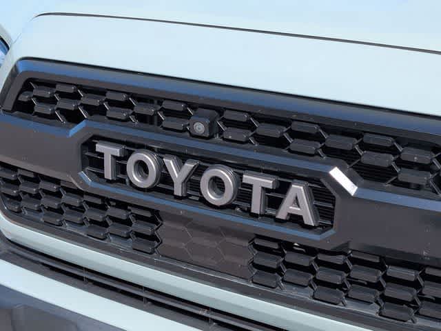 Thumbnail: 2021 Toyota Tacoma - 12