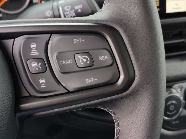 Thumbnail: 2026 Jeep Gladiator - 24