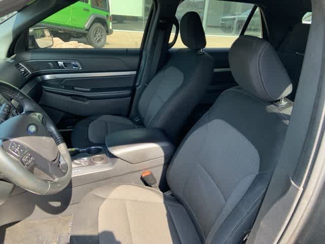 Thumbnail: 2018 Ford Explorer - 3