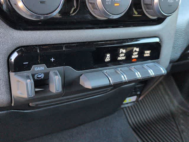 Thumbnail: 2026 RAM 1500 - 37