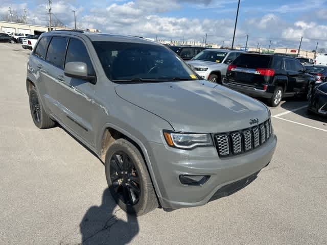 Thumbnail: 2021 Jeep Grand Cherokee - 24