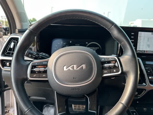 Thumbnail: 2022 Kia Sorento - 11