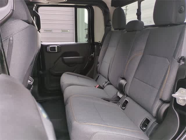 Thumbnail: 2025 Jeep Gladiator - 19