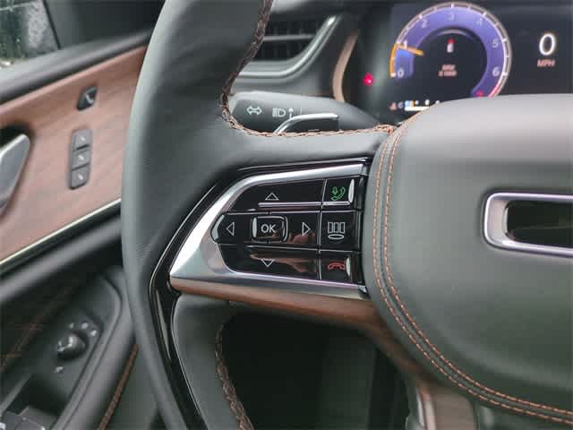 Thumbnail: 2025 Jeep Grand Cherokee - 25