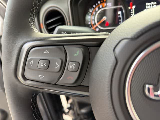 Thumbnail: 2026 Jeep Gladiator - 24