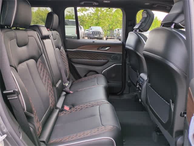 Thumbnail: 2025 Jeep Grand Cherokee - 22