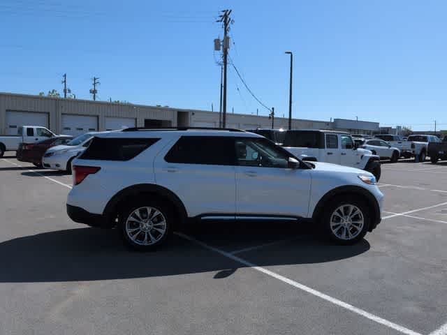 Thumbnail: 2023 Ford Explorer - 9